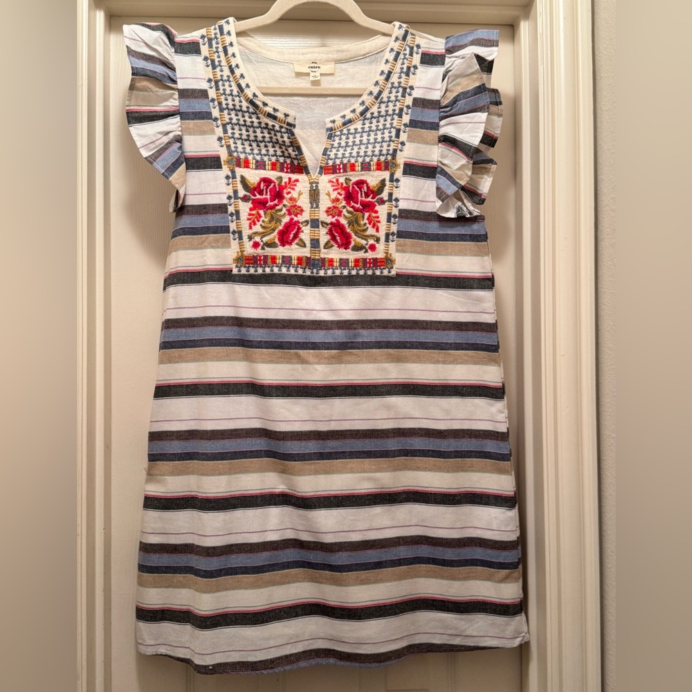 Like New Entro Embroidered Mini Dress Size Large